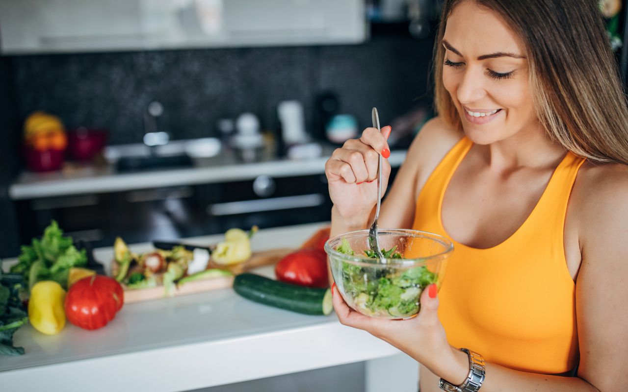 Como Montar Saladas Completas que Realmente Sustentam