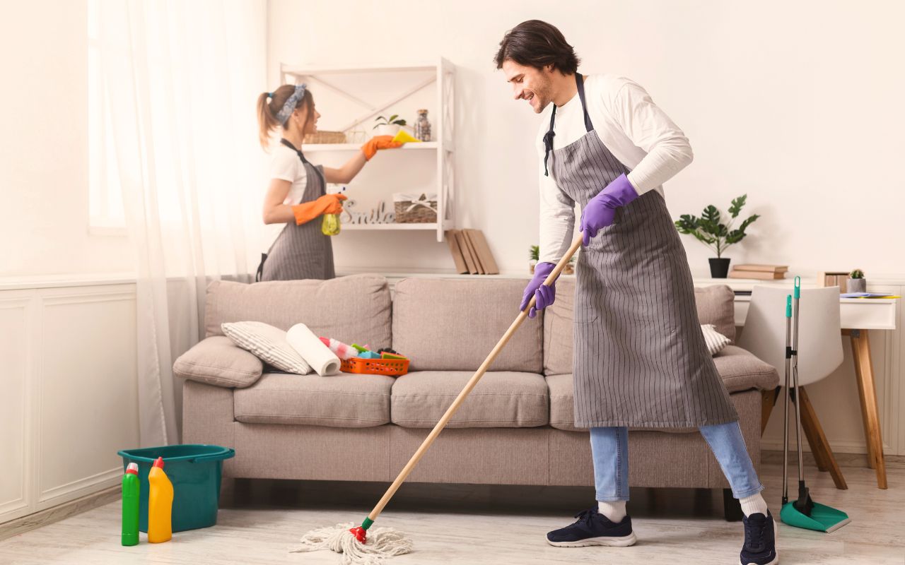 Como manter a casa em ordem morando com outras pessoas