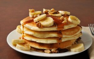 Panqueca Fit de Banana com 3 Ingredientes (Sem Farinha!)