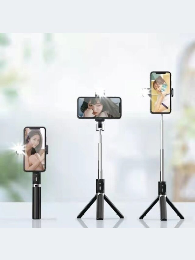 Bastão Pau de selfie Tripé Retrátil Com Luz LED Controle Bluetooth